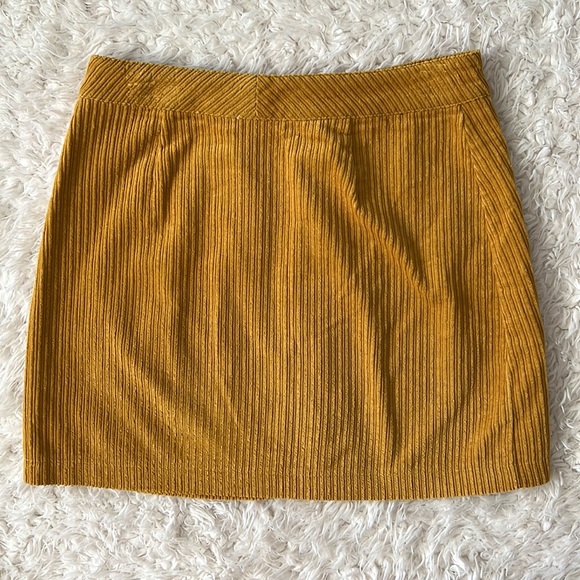 Miami Corduroy Skirt - Picture 2 of 10